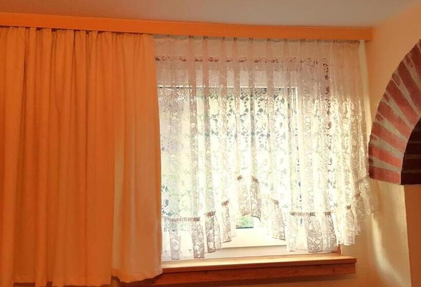 חדר סטנדרט יחיד, Villa Helvetia