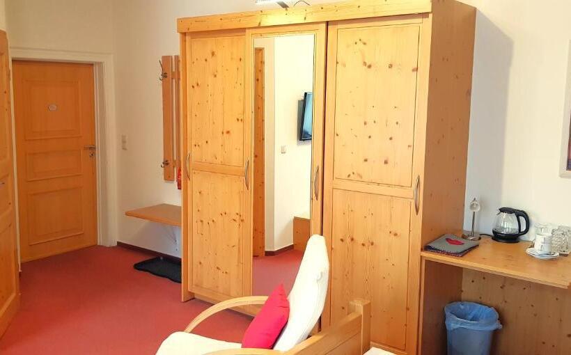 חדר סטנדרט, Villa Helvetia