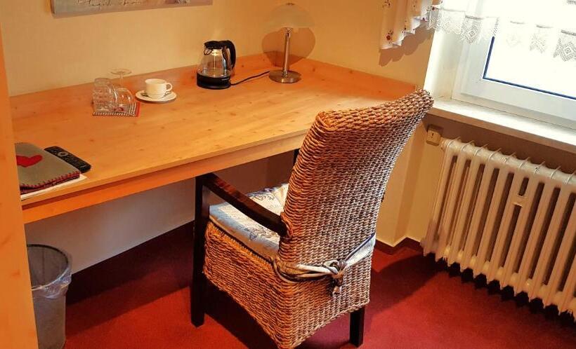 חדר דלוקס יחיד, Villa Helvetia