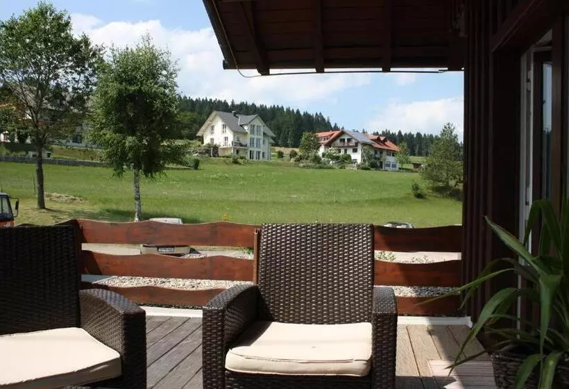 庭の見えるプレミアムルーム, Landhotel Bartlehof