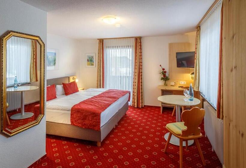 Номер Премиум Вид на Сад, Landhotel Bartlehof