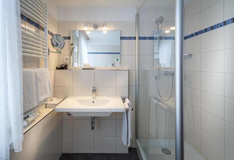 带花园景观高级房间, Landhotel Bartlehof