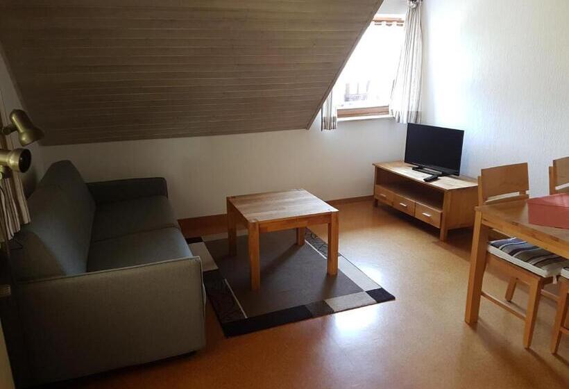 带1个卧室的带阳台的公寓, Landhotel Bartlehof