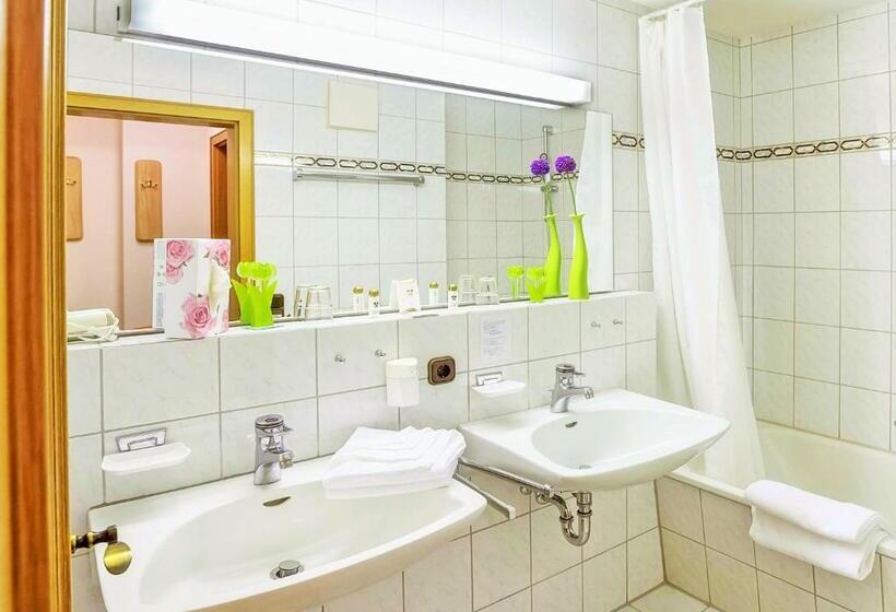 クラシックファミリールーム, Berg  Und Aktivhotel Edelsberg