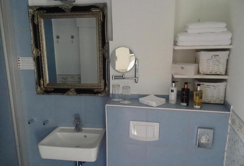 Номер Deluxe, Boutique Jungenwald