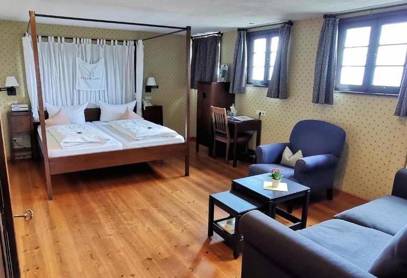 스탠다드 룸, Burg Windeck S