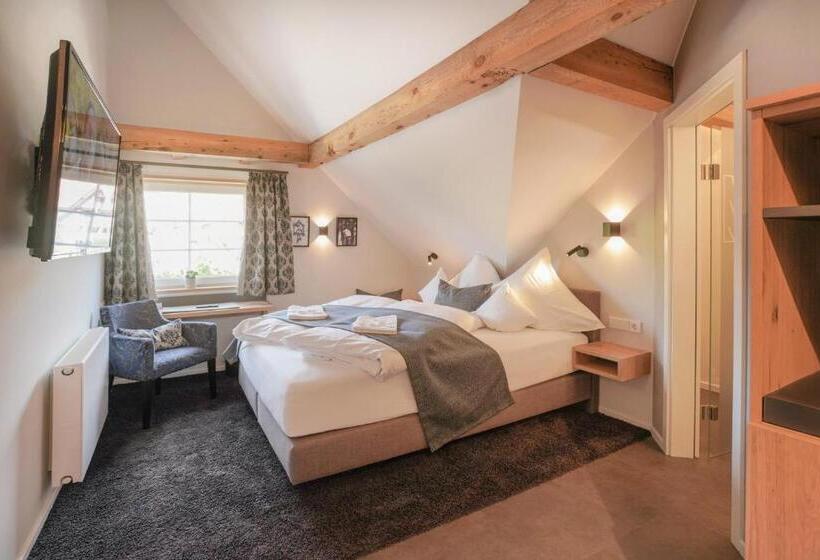 Quarto Estandar, Restaurant Der Engel, Sasbachwalden