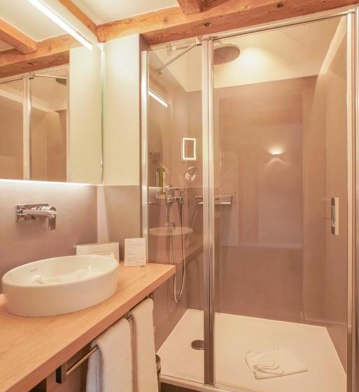 Quarto Estandar, Restaurant Der Engel, Sasbachwalden