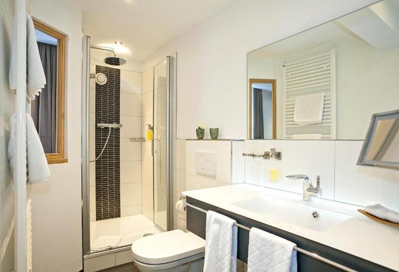 Quarto Comfort, Restaurant Der Engel, Sasbachwalden