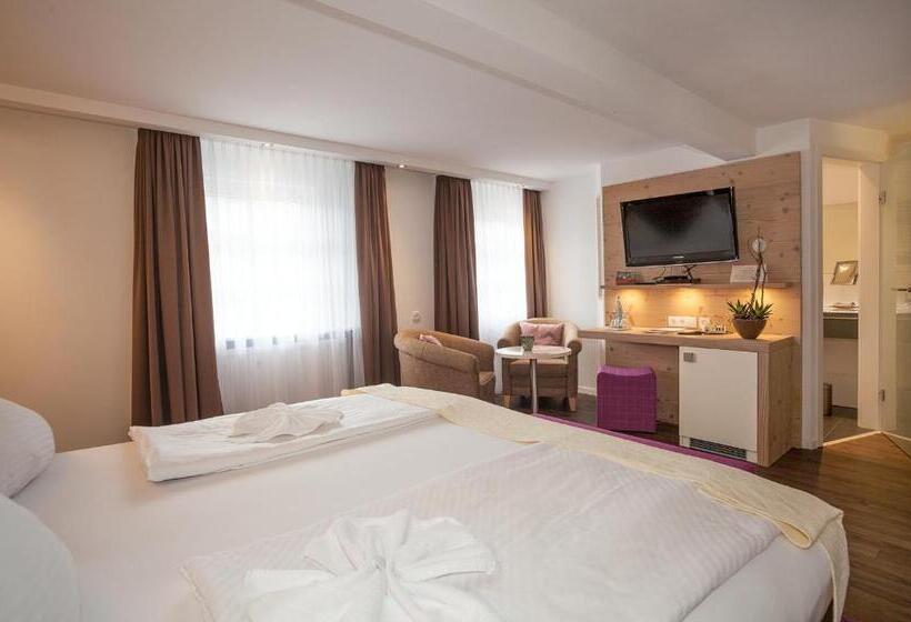 Quarto Comfort, Restaurant Der Engel, Sasbachwalden