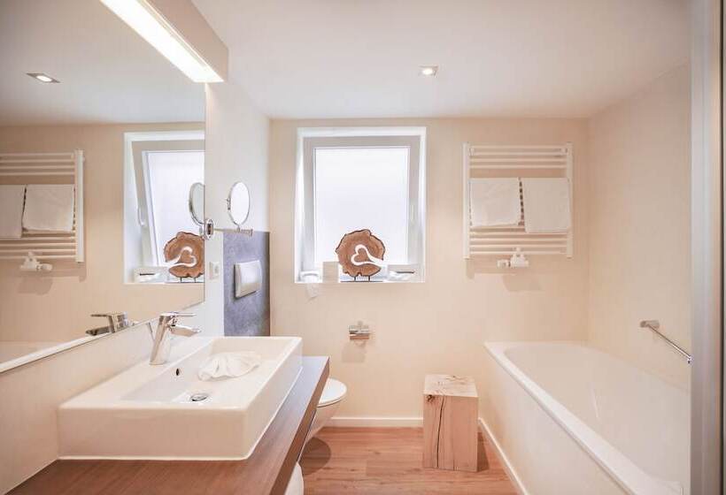 Quarto Comfort, Restaurant Der Engel, Sasbachwalden