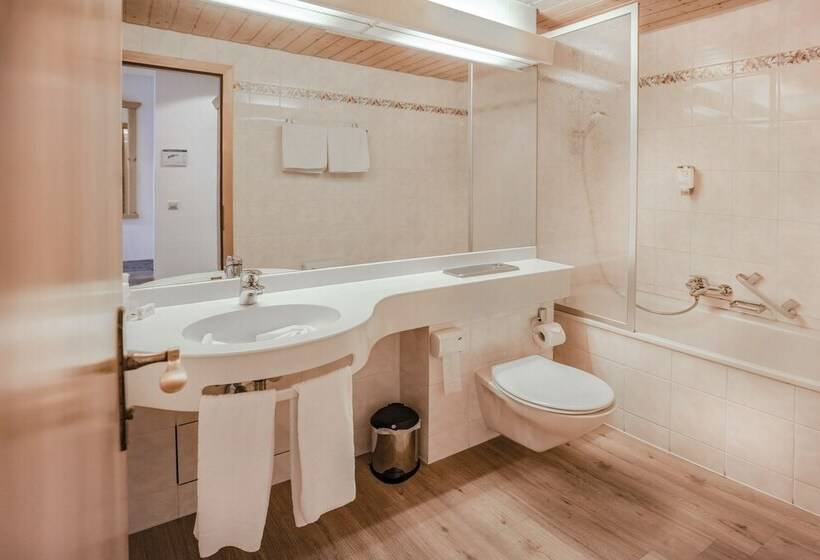 Quarto Comfort, Restaurant Der Engel, Sasbachwalden