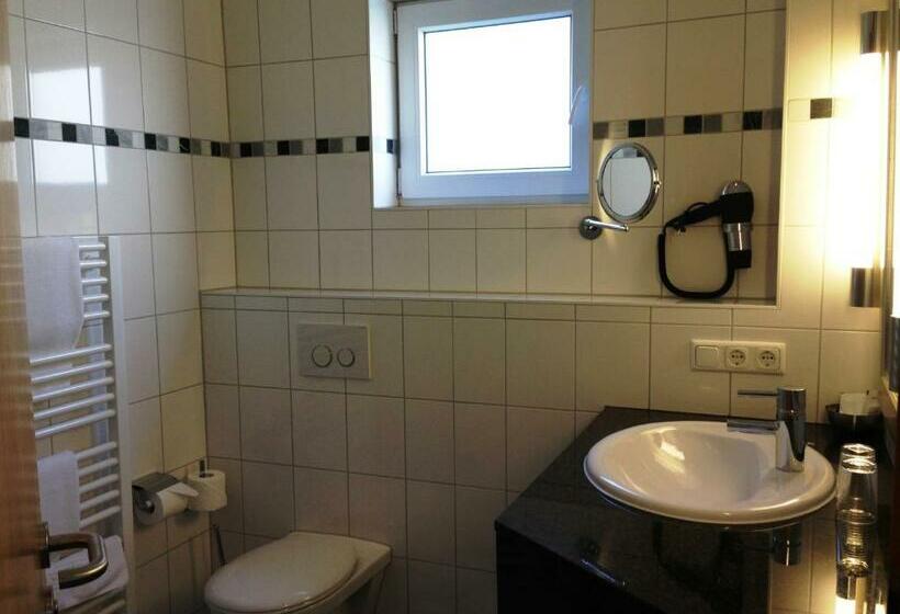 スタンダードシングルルーム, Frankenbach