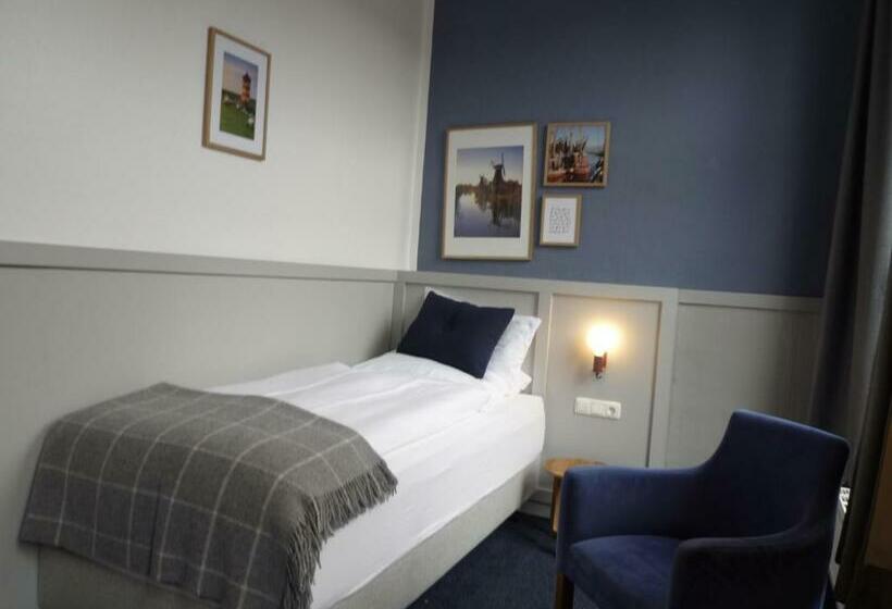 スタンダードシングルルーム, Hohes Haus