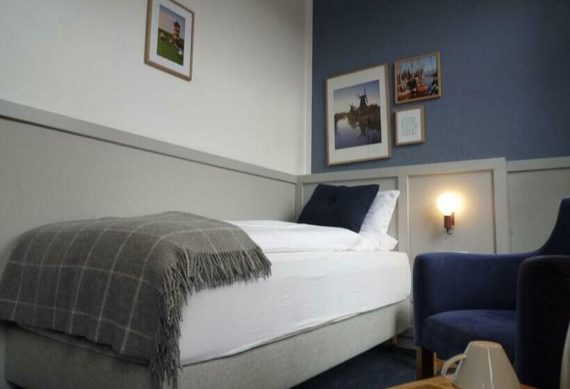 スタンダードシングルルーム, Hohes Haus