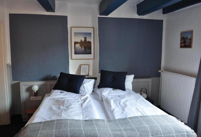 スタンダードルーム, Hohes Haus