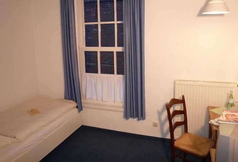 スタンダードシングルルーム, Hohes Haus