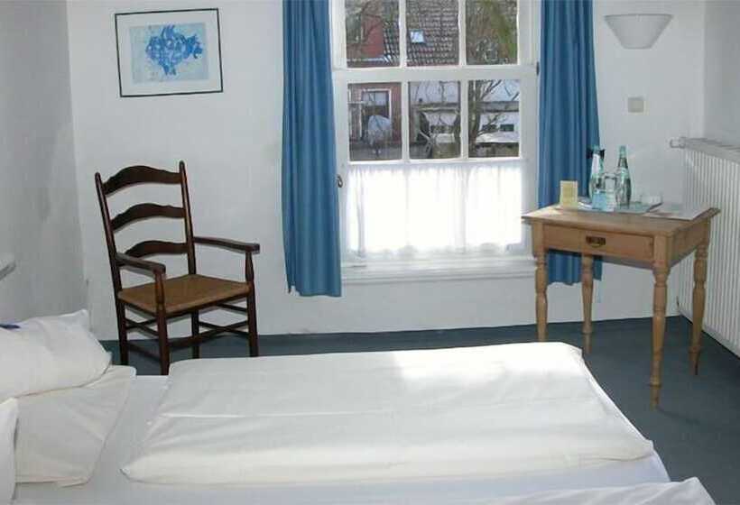 スタンダードルーム, Hohes Haus