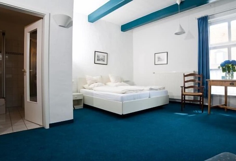 スーペリアールーム, Hohes Haus