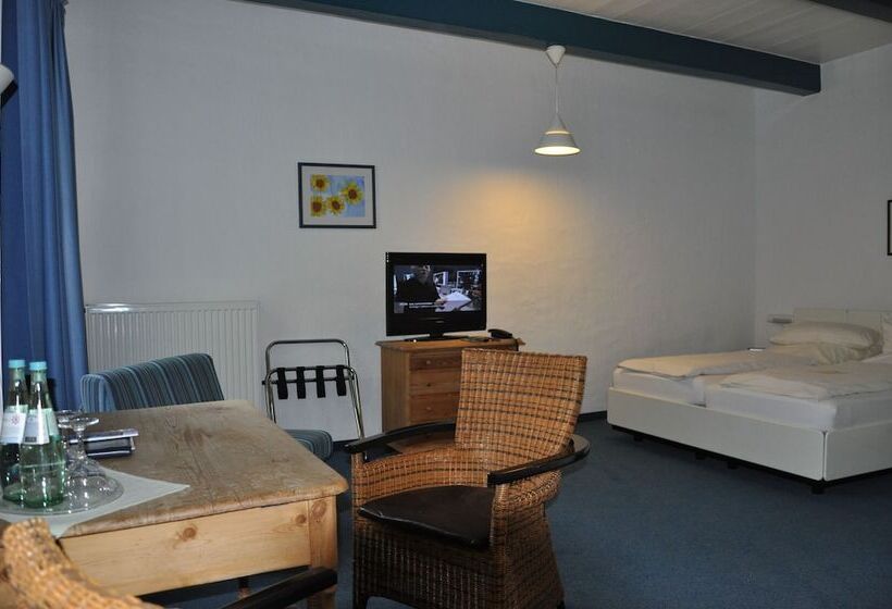 スーペリアールーム, Hohes Haus