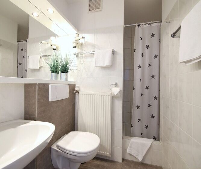 스탠다드 싱글 룸, Lammerts