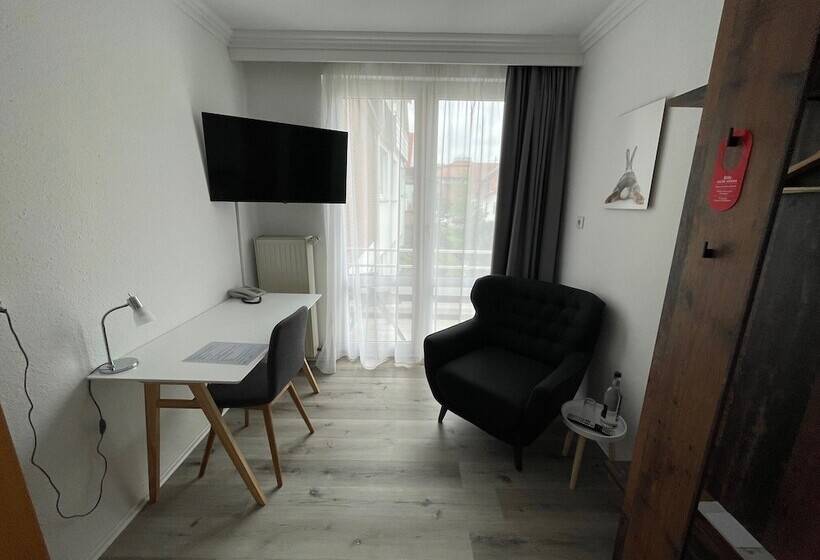 스탠다드 싱글 룸, Lammerts