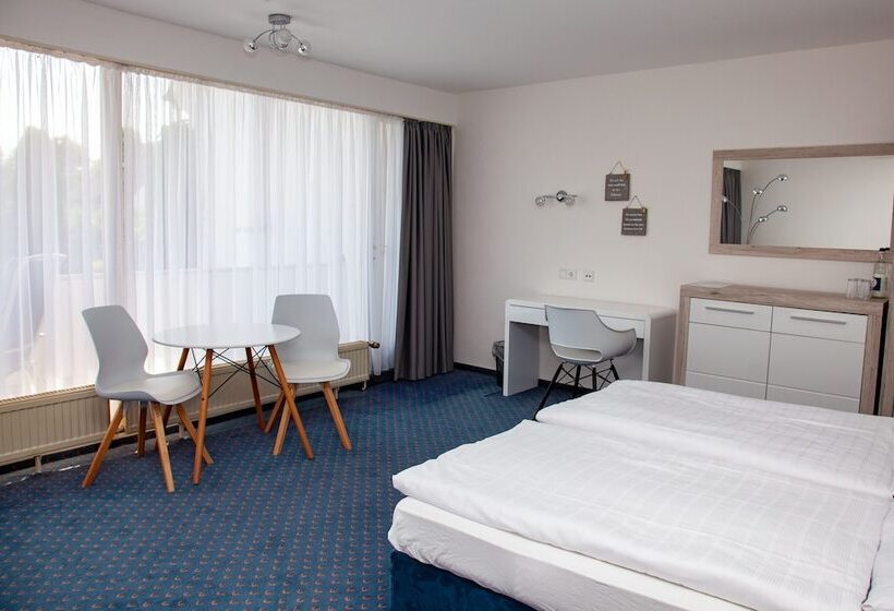 패밀리 룸, Lammerts