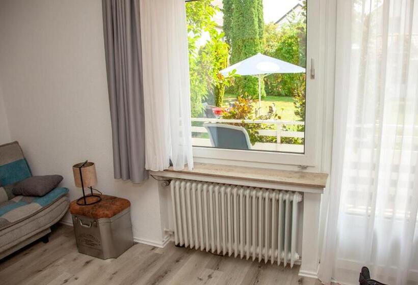 패밀리 룸, Lammerts