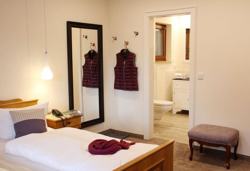 Номер Стандарт, Landidyll Landhaus Liesetal