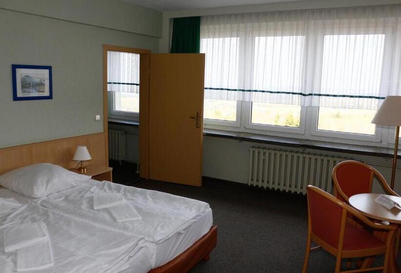 شقة غرفة واحدة, Lugsteinhof