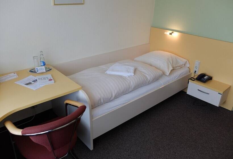 غرفة قياسية, Lugsteinhof