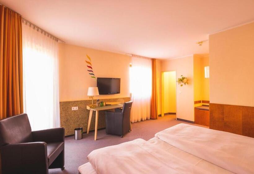 חדר סטנדרט, Luise