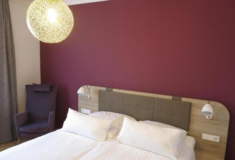 レイクビュースタンダードルーム, Ochsen