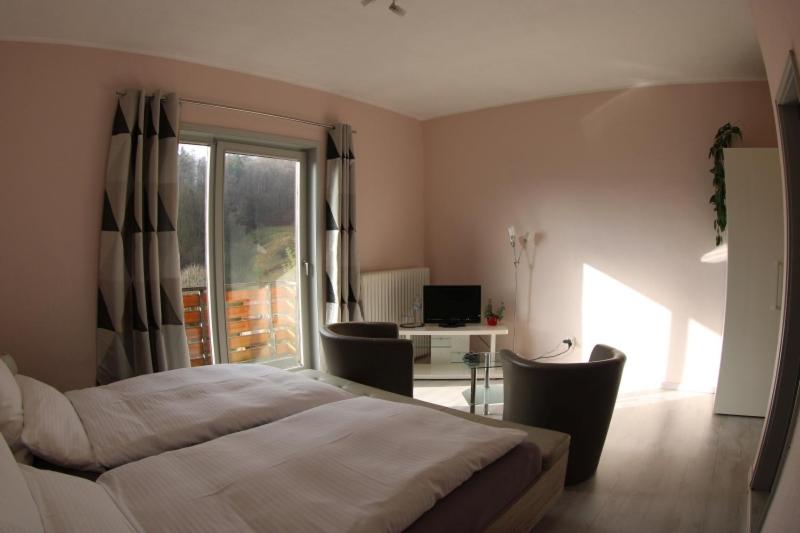 スタンダードルーム, Pension Waldhaus