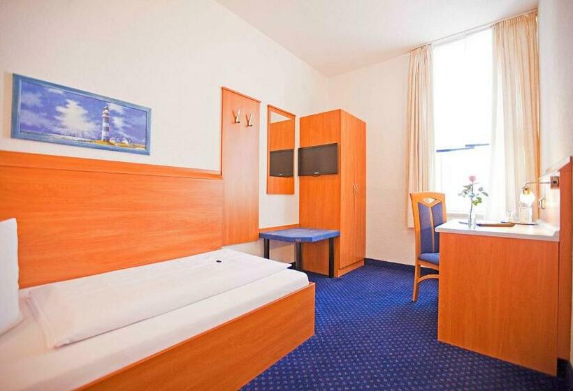 스탠다드 싱글 룸, Post