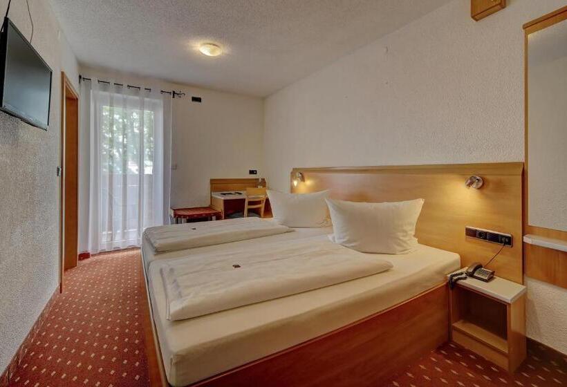 스탠다드 발코니 룸, Post