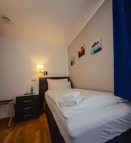 Standard Single Room, Restaurant Osterather Hof