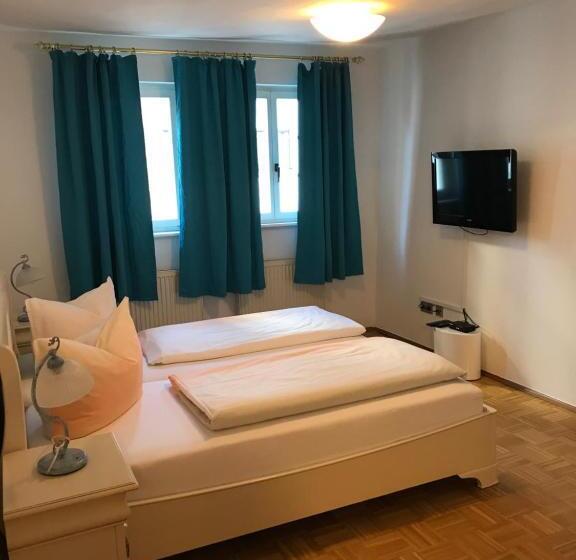 スタンダードルーム, Schwanen