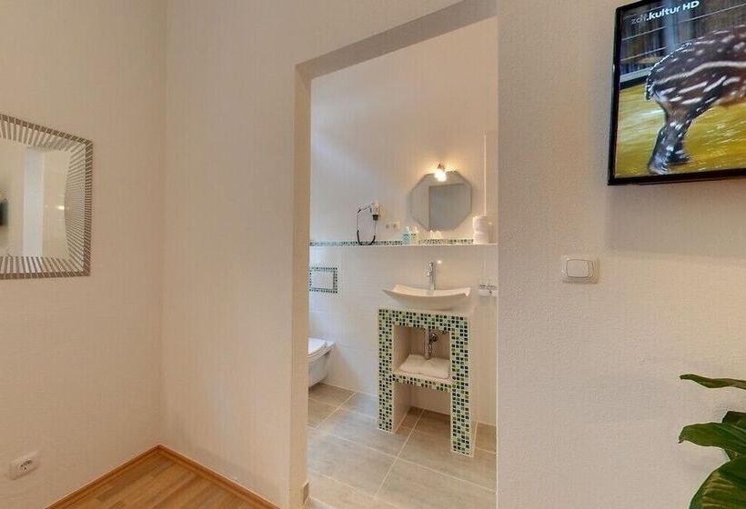 スイート, Schwanen