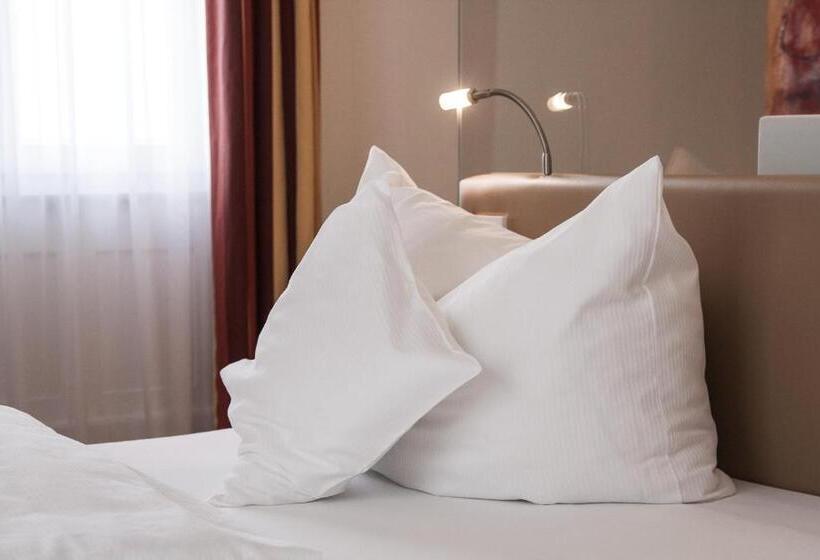 Номер Стандарт, Seehof