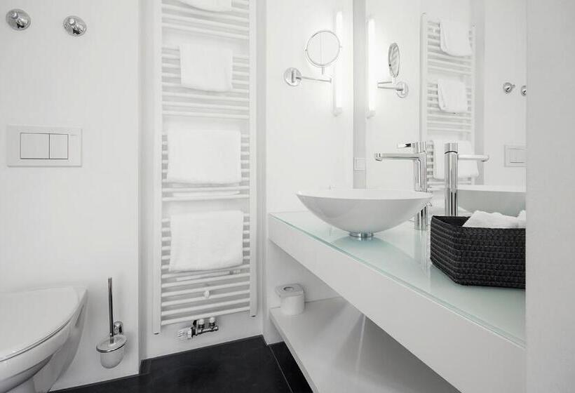 Номер Стандарт, Seehof