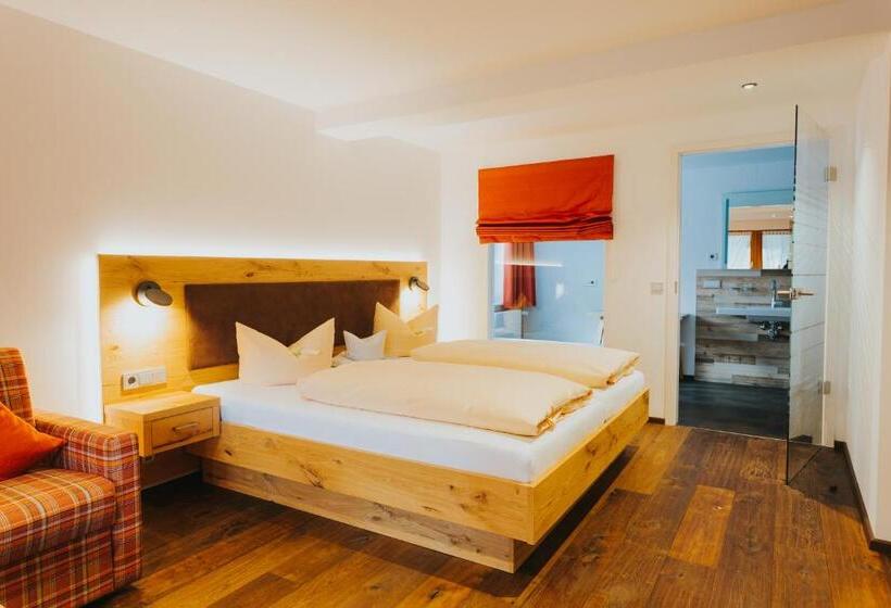 带阳台套房, Tannenmühle