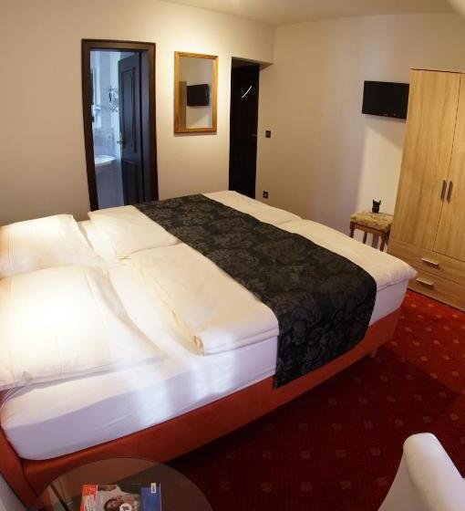 コンフォートルーム, Zur Post