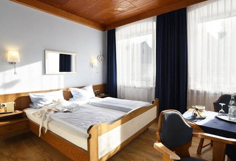 标准间, Gasthof & Hotel Goldener Hirsch