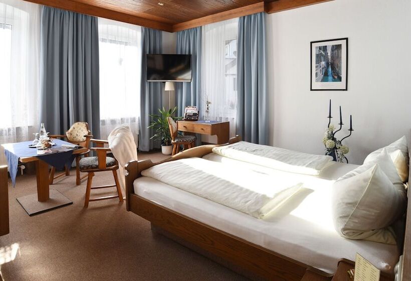 标准间, Gasthof & Hotel Goldener Hirsch
