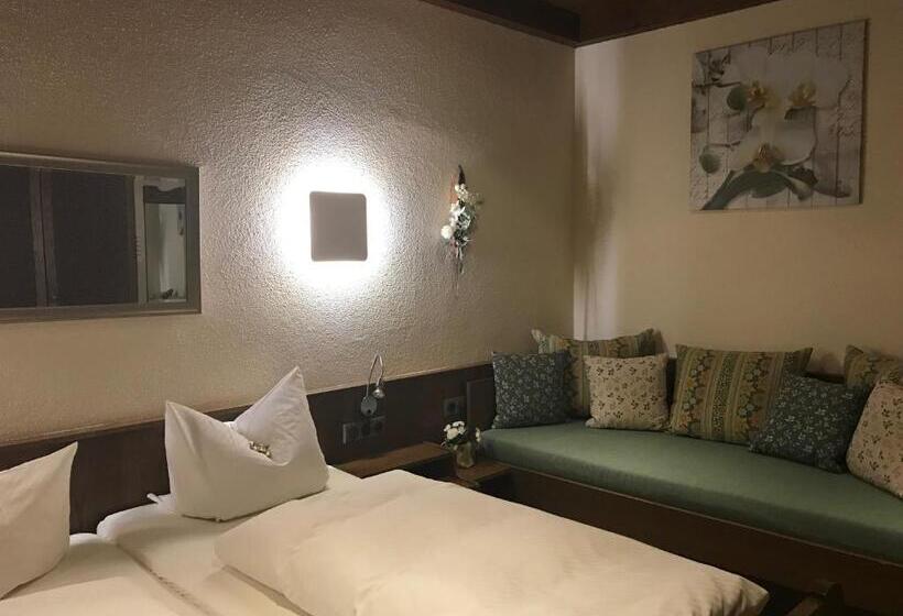 标准间, Gasthof & Hotel Goldener Hirsch