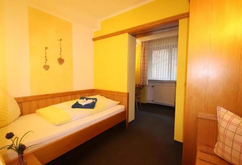 اتاق استاندارد یک نفره, Günstige Zimmer Im Spessart