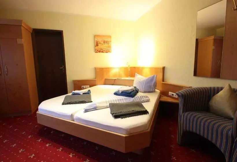 اتاق استاندارد یک نفره, Günstige Zimmer Im Spessart