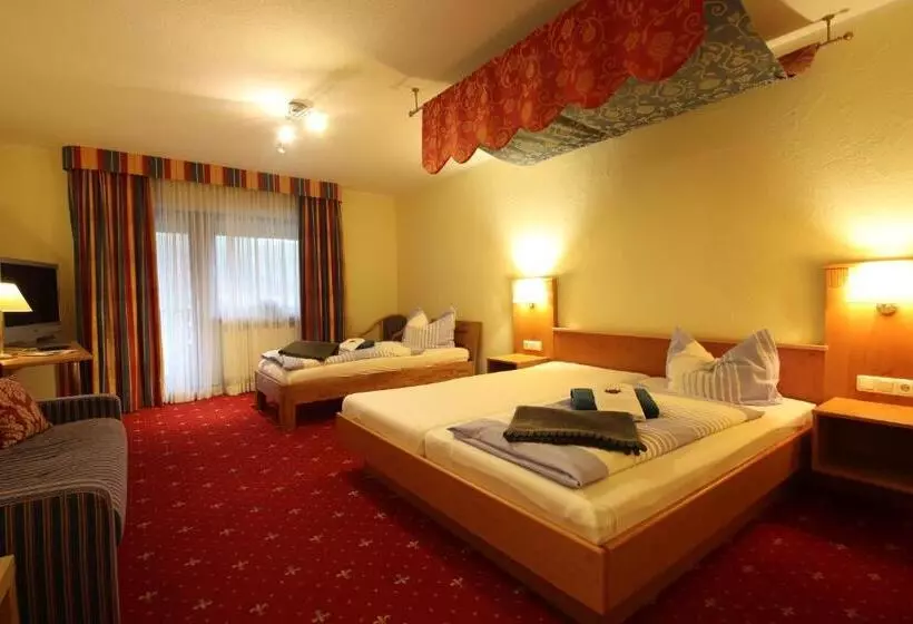 تختخواب در اتاق مشترک, Günstige Zimmer Im Spessart