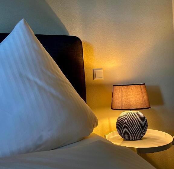 شقة غرفة واحدة, Landgasthaus Steinsmühle